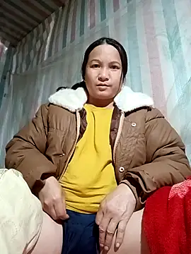 Love-Mama33 online show from January 7, 2026, 12:46 am