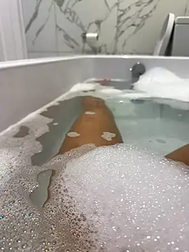 faithsfootsie22 online show from September 14, 2025, 6:07 pm