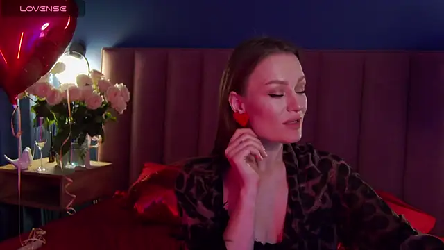 Snapshot of EvelynPoole chatting on February 15, 2026, 7:51 am EvelynPoole online show from February 15, 2026, 7:51 am