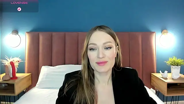 Snapshot of EvelynPoole chatting on April 16, 2026, 1:39 am EvelynPoole online show from April 16, 2026, 1:39 am