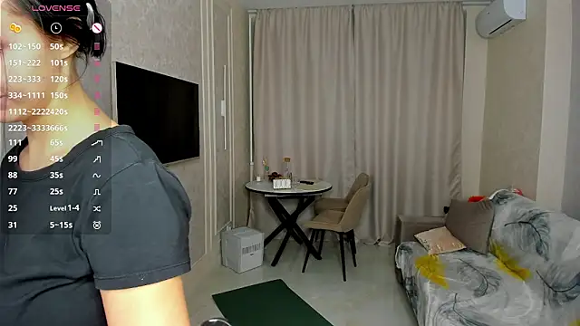 AfraBabyGills online show from February 6, 2026, 7:39 pm