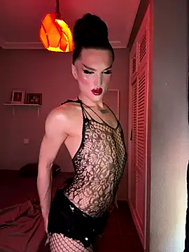 Snapshot of lacattiva chatting on September 17, 2025, 5:03 pm lacattiva online show from September 17, 2025, 5:03 pm