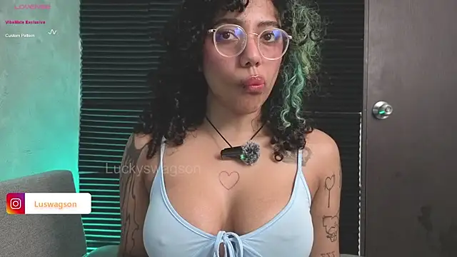 LuckySwagson online show from June 14, 2026, 1:25 am