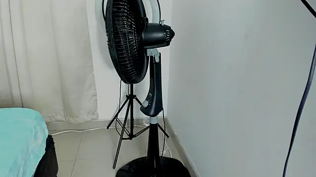 Snapshot of ashly_pnik1 chatting on October 22, 2025, 3:18 am ashly pnik1 online show from October 22, 2025, 3:18 am