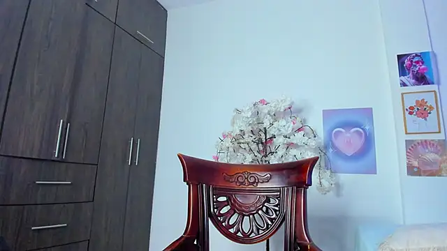 Snapshot of ashly_pnik1 chatting on November 6, 2025, 3:18 am ashly pnik1 online show from November 6, 2025, 3:18 am