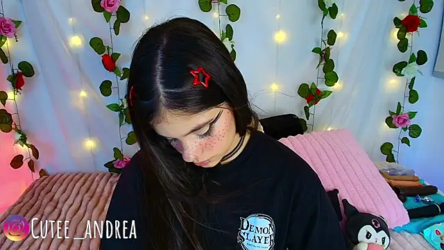 cutee andrea online show from November 1, 2025, 2:57 am