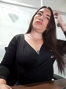 xxx Alice  online show from October 2, 2025, 11:28 am