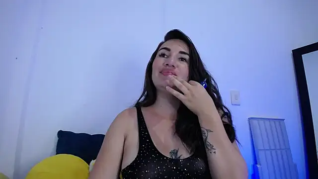 xxx Alice  online show from October 18, 2025, 10:32 pm