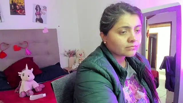 Snapshot of TifanyAmazinng chatting on February 19, 2026, 12:34 pm TifanyAmazinng online show from February 19, 2026, 12:34 pm