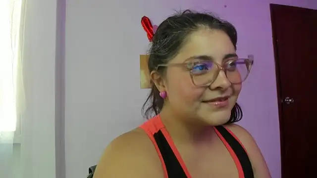 Snapshot of TifanyAmazinng chatting on February 21, 2026, 2:07 pm TifanyAmazinng online show from February 21, 2026, 2:07 pm