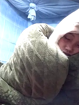 PhamPm70 online show from December 16, 2025, 10:59 pm