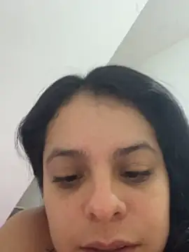 Snapshot of Moon-Lice chatting on March 24, 2026, 12:48 am Moon-Lice online show from March 24, 2026, 12:48 am