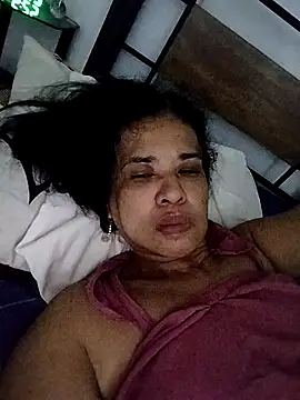 Prettysweetmum online show from September 21, 2025, 9:27 pm