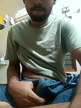 Snapshot of mayur_raaje chatting on July 5, 2026, 3:23 am mayur raaje online show from July 5, 2026, 3:23 am