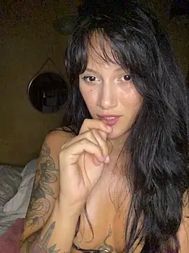 jepetitoiseau online show from January 17, 2026, 9:29 pm