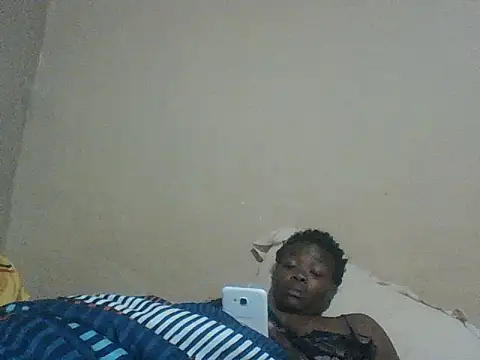 Snapshot of chocolateboobs92 chatting on September 10, 2025, 7:14 pm chocolateboobs92 online show from September 10, 2025, 7:14 pm