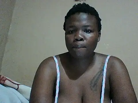 Snapshot of chocolateboobs92 chatting on September 12, 2025, 9:48 pm chocolateboobs92 online show from September 12, 2025, 9:48 pm