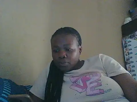 Snapshot of chocolateboobs92 chatting on October 30, 2025, 9:00 am chocolateboobs92 online show from October 30, 2025, 9:00 am