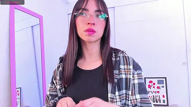 Aryane art  online show from October 21, 2025, 7:36 pm