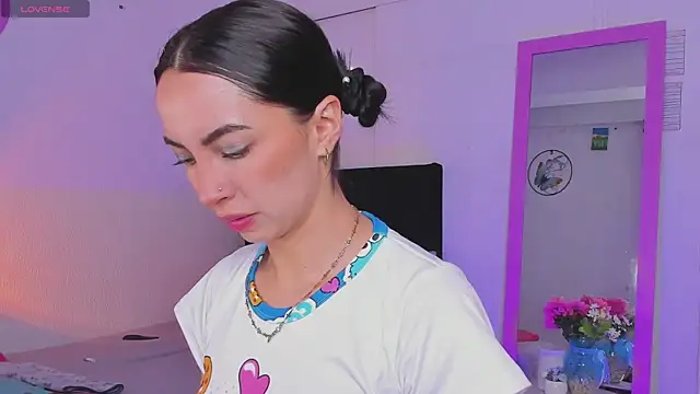 Aryane art  online show from January 6, 2026, 10:12 pm