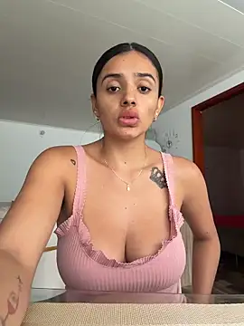 Snapshot of AnaaFaith_ chatting on February 16, 2026, 7:54 pm AnaaFaith online show from February 16, 2026, 7:54 pm