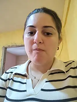 barbielamaravilla11 online show from November 13, 2025, 12:48 pm