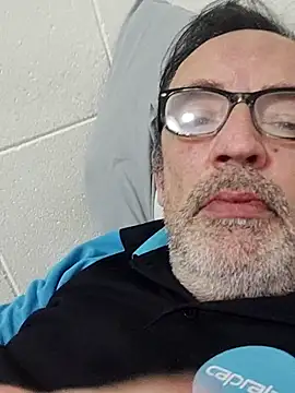 Txacas online show from February 6, 2026, 3:11 am