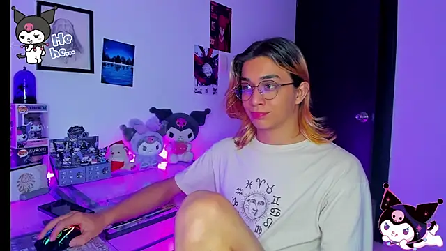 KeitaMoon online show from November 24, 2025, 7:46 pm