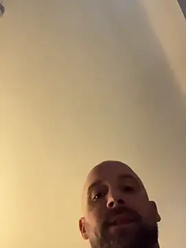 Mrbenm online show from October 27, 2025, 7:56 am