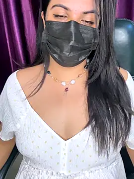 Snapshot of best_couple19 chatting on November 23, 2025, 5:57 pm best couple19 online show from November 23, 2025, 5:57 pm