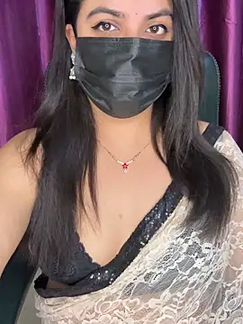 Snapshot of best_couple19 chatting on February 5, 2026, 12:10 pm best couple19 online show from February 5, 2026, 12:10 pm