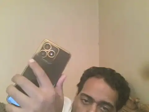 elpoop7305 online show from June 27, 2026, 12:22 pm
