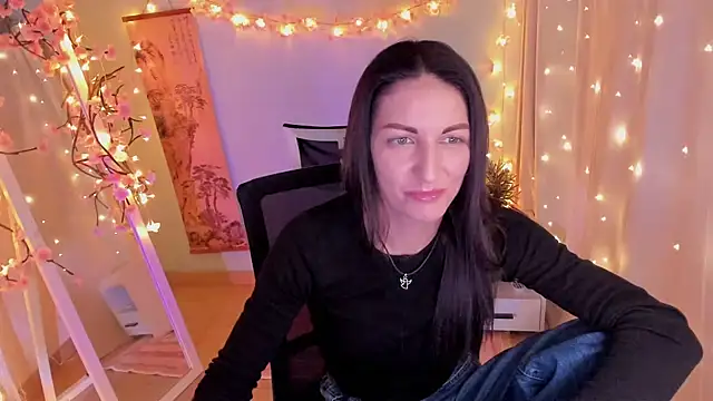 Aurora Loveu online show from March 9, 2026, 9:41 pm