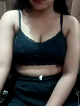 Snapshot of Malikaa-baby5 chatting on November 26, 2025, 9:38 pm Malikaa-baby5 online show from November 26, 2025, 9:38 pm