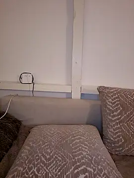 Snapshot of TinaLizxh chatting on February 9, 2026, 8:02 pm TinaLizxh online show from February 9, 2026, 8:02 pm