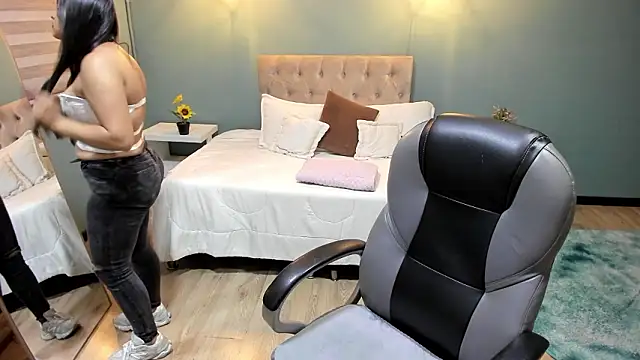 Snapshot of Miss_Cataleya__ chatting on February 7, 2026, 11:47 am Miss Cataleya online show from February 7, 2026, 11:47 am