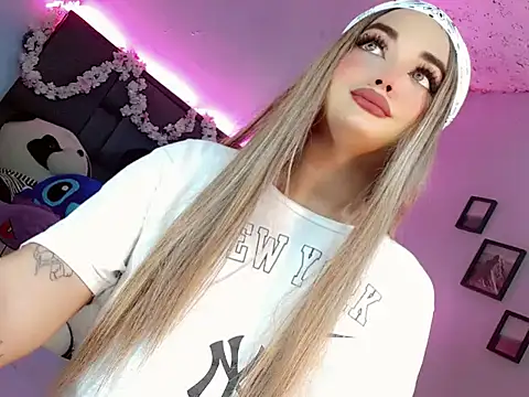 kattie Sweet  online show from October 26, 2025, 12:49 am