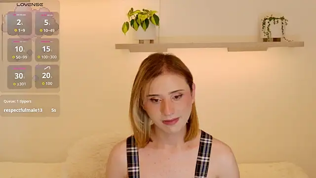 Snapshot of seraphine_star chatting on July 5, 2026, 8:38 pm seraphine star online show from July 5, 2026, 8:38 pm