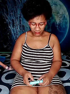 Snapshot of analgetica chatting on October 28, 2025, 11:14 am analgetica online show from October 28, 2025, 11:14 am