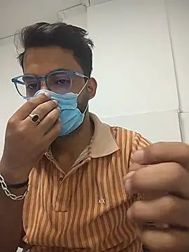 themasklover online show from May 18, 2026, 9:26 am