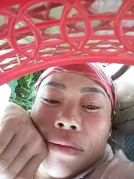 Snapshot of CoMay003 chatting on April 3, 2026, 6:00 am CoMay003 online show from April 3, 2026, 6:00 am