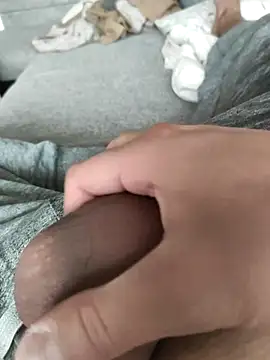 Snapshot of hansvonerotic1 chatting on October 12, 2025, 1:21 pm hansvonerotic1 online show from October 12, 2025, 1:21 pm