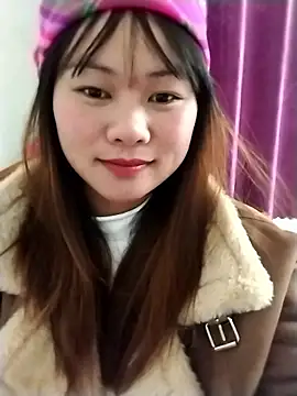 Sisi dy01 online show from January 13, 2026, 4:29 am