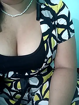 Snapshot of Anjali-bhabhi chatting on October 3, 2025, 9:17 am Anjali-bhabhi online show from October 3, 2025, 9:17 am