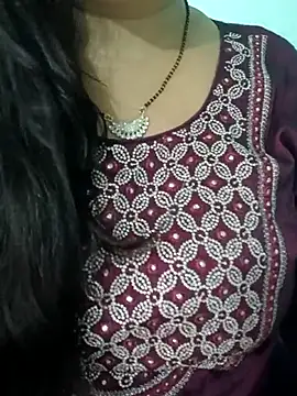 Snapshot of Anjali-bhabhi chatting on October 22, 2025, 6:13 am Anjali-bhabhi online show from October 22, 2025, 6:13 am