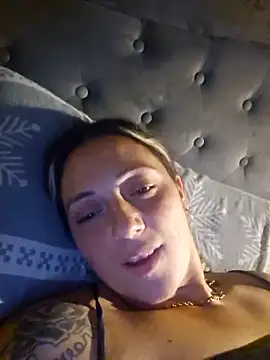 passioneeterna online show from September 19, 2025, 9:48 pm