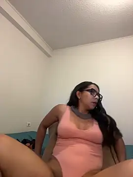 princesaliay online show from April 4, 2026, 11:08 am