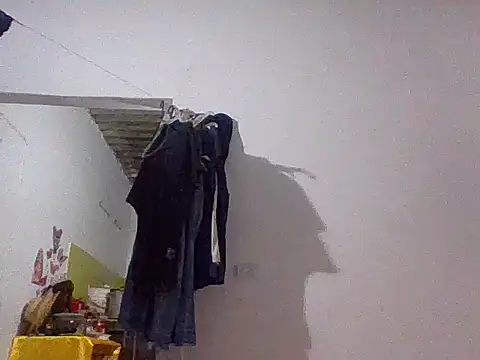 andre16251 online show from October 9, 2025, 2:31 am