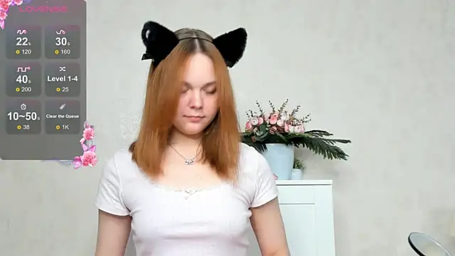 Snapshot of roxydolll chatting on September 14, 2025, 2:33 am roxydolll online show from September 14, 2025, 2:33 am