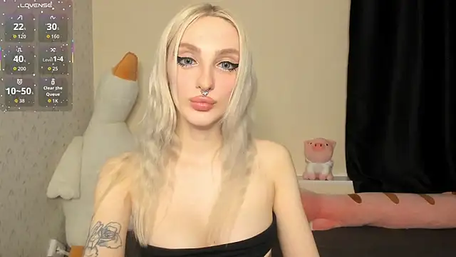 succubantra online show from February 16, 2026, 2:46 pm